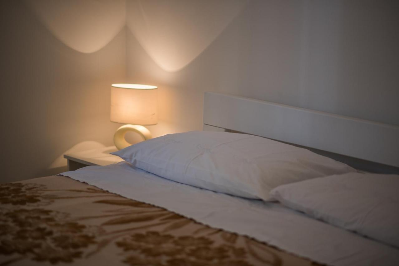 Apartment Ana 1 Малинска Экстерьер фото